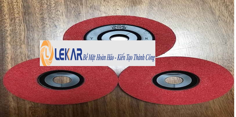 Đánh Bóng Nỉ Đỏ